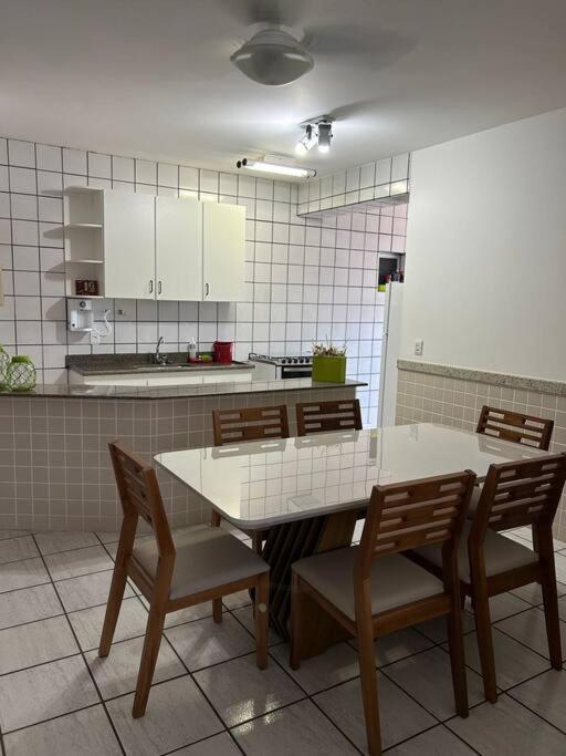 Apartamento De 3 Quartos Na Praia Da Fonte Гуарапари Екстериор снимка